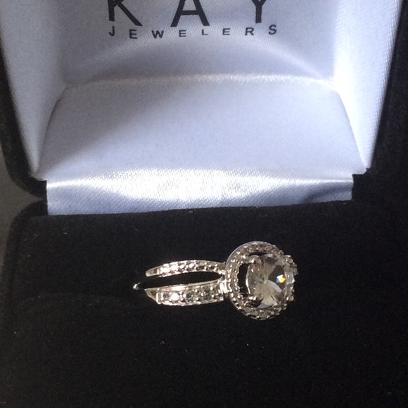 HOLD Kay Jewelers White Sapphire Ring - Picture 2 of 8